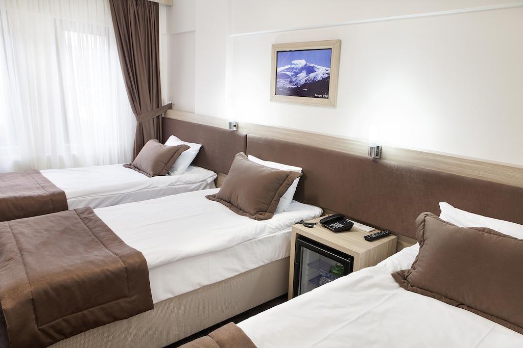 Hotel Emge Estambul Habitación foto